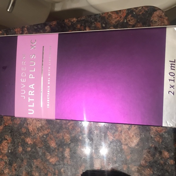JUVE LIP INJECTION Skincare - Picture 2 of 4